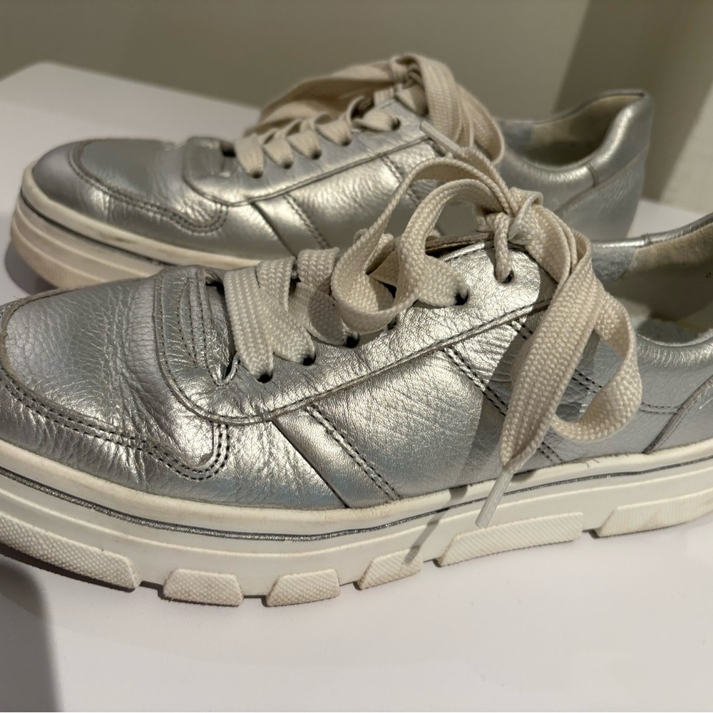 Ara Metallic Silver Women's Sneakers